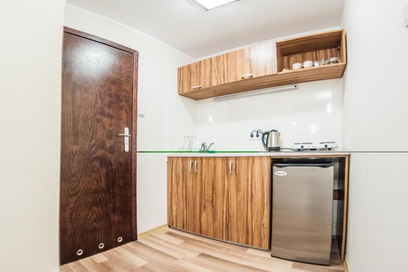 Quadruple Room image 2