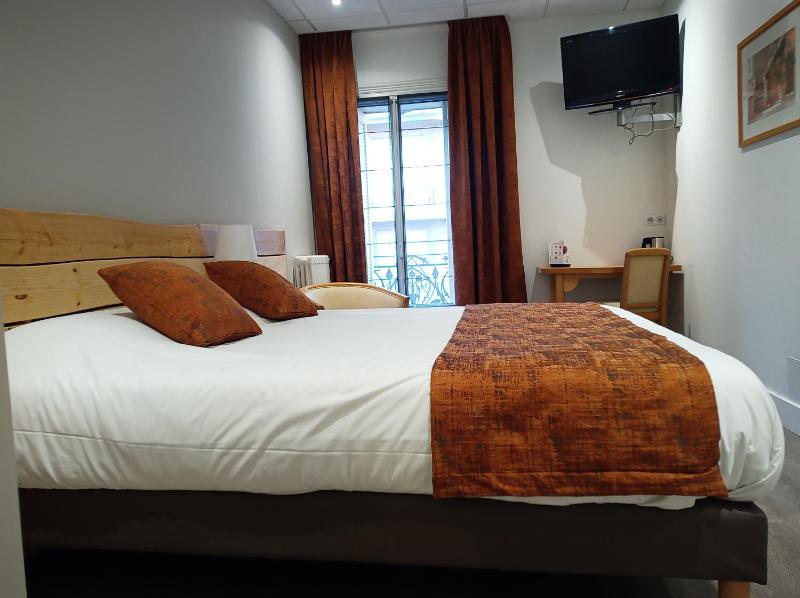 Comfort Double Room image 3