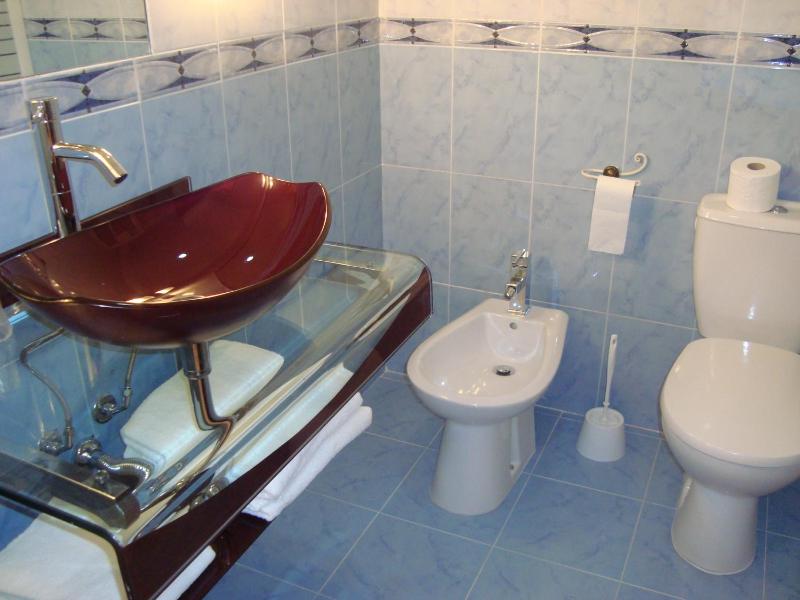 Double Room image 2