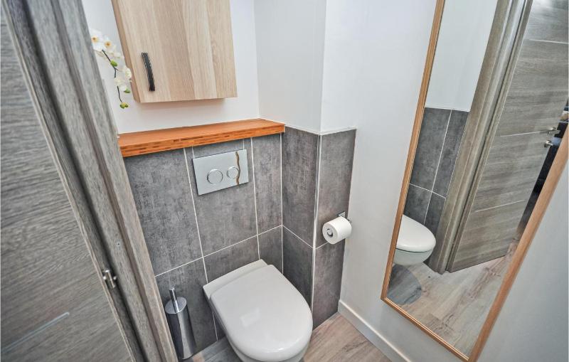 Two-Bedroom Apartment image 2