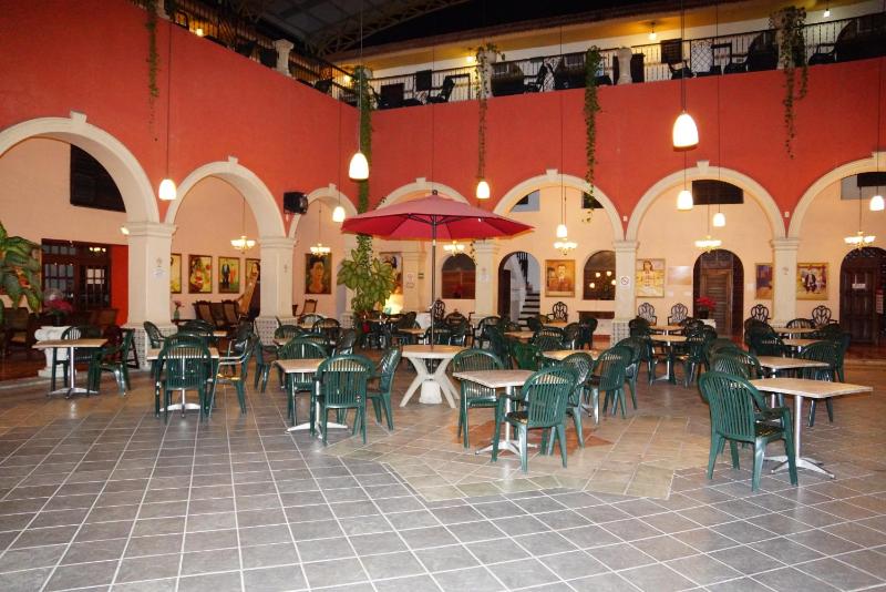 Hotel Doralba Inn - image 3