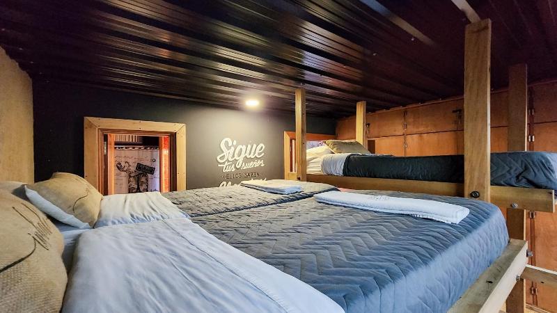 Bucanaan hostel boutique - image 9