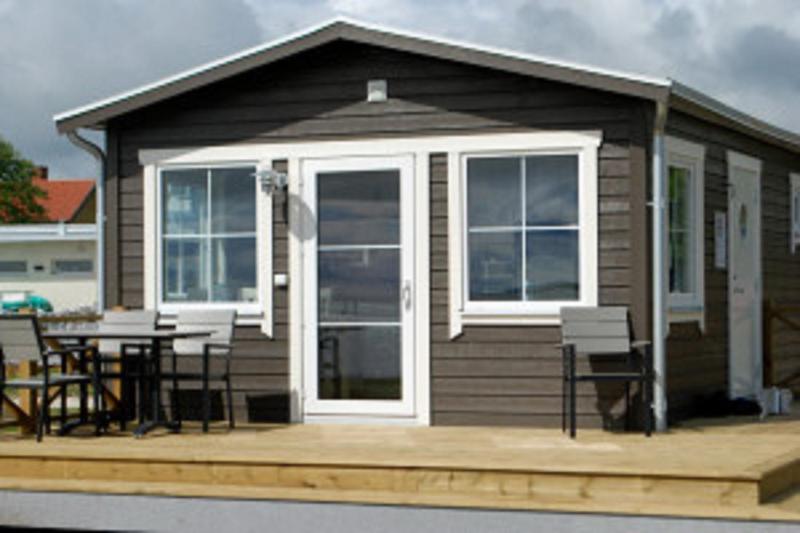 One-Bedroom Cottage image 2