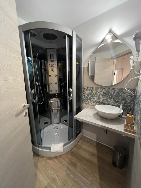 Domus La Foce Hotel self check in - image 10