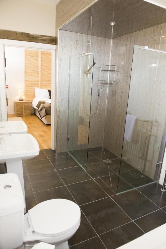 Luxury Double Room image 2