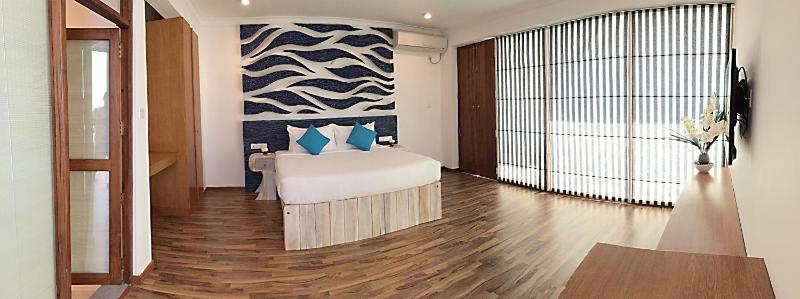 Binnacle Negombo - image 41