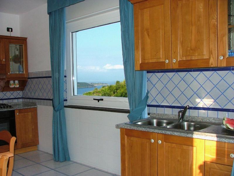Apartment (4 Adults) image 3
