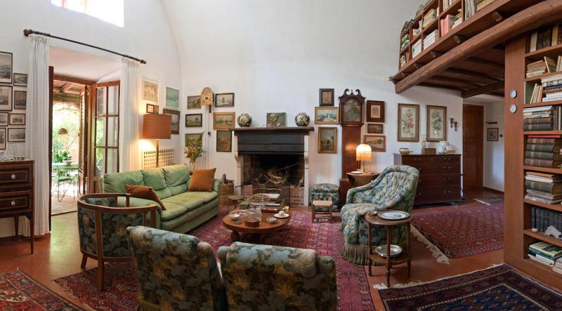 Suite with Garden View image 2