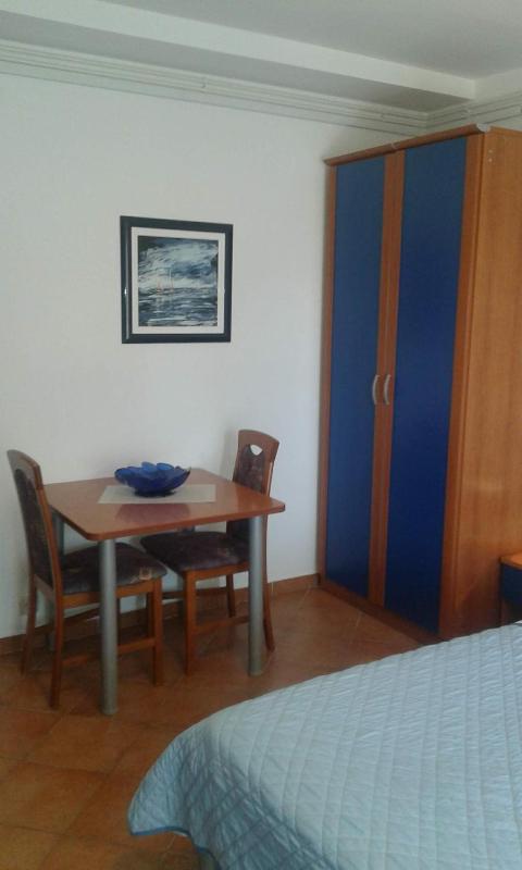 Studio with Terrace and Sea View image 3