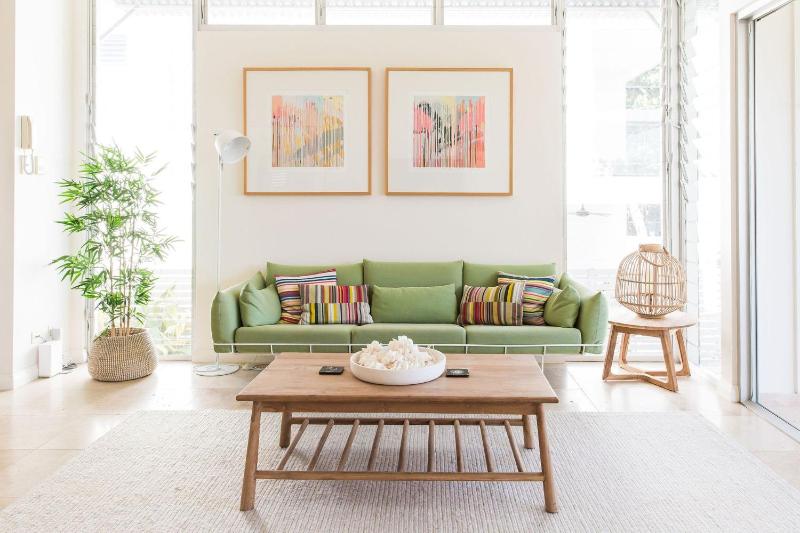 The Hill Street Villa offers private pool in stylish unit - image 15