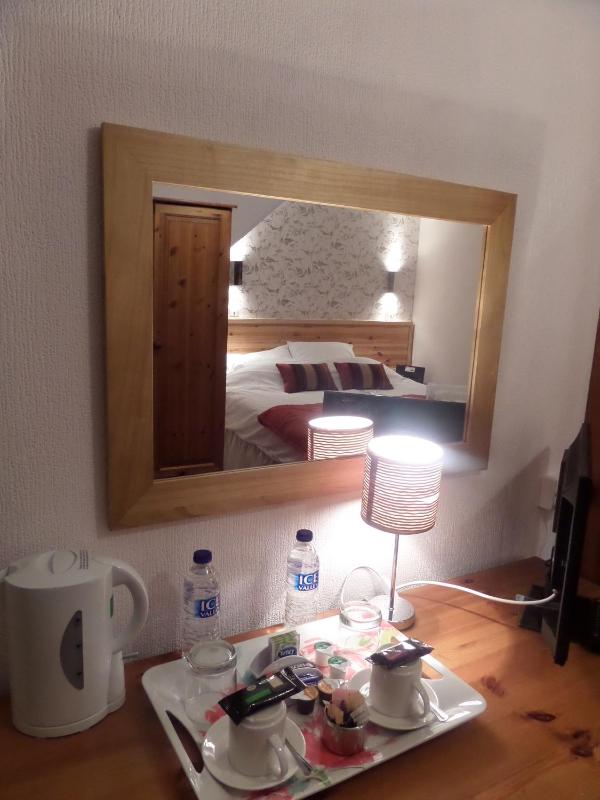 Superior Double or Twin Room En-Suite image 2