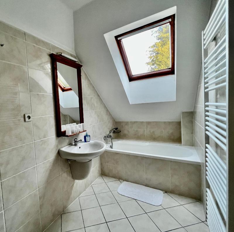Suite image 3