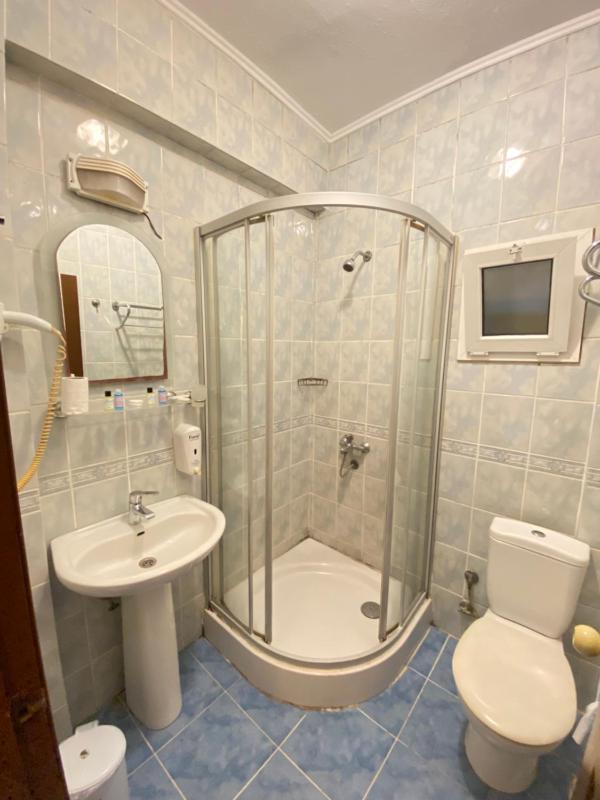 Standard Double or Twin Room image 2