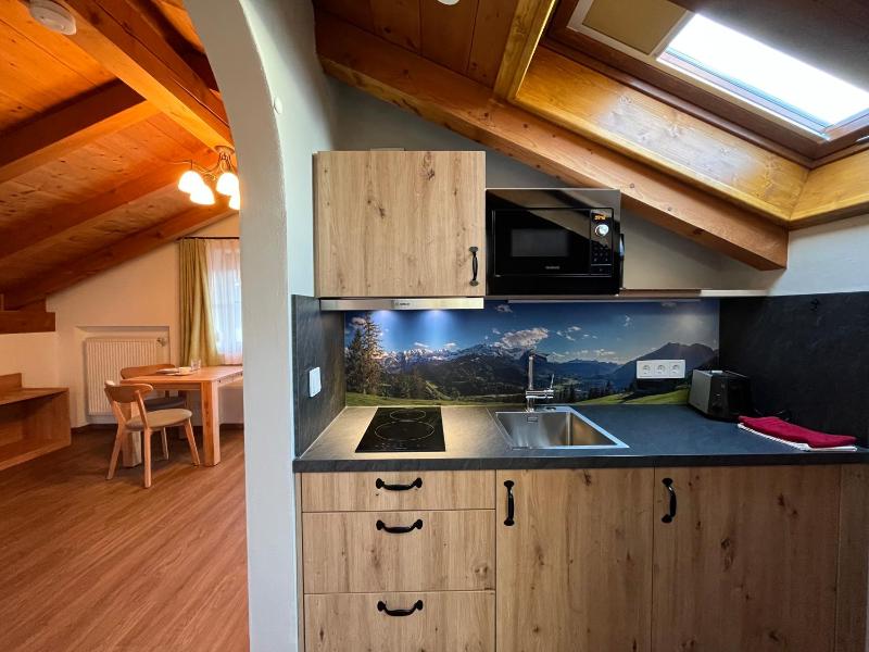 Apartment with Balcony - Annex (1 Adult) image 4