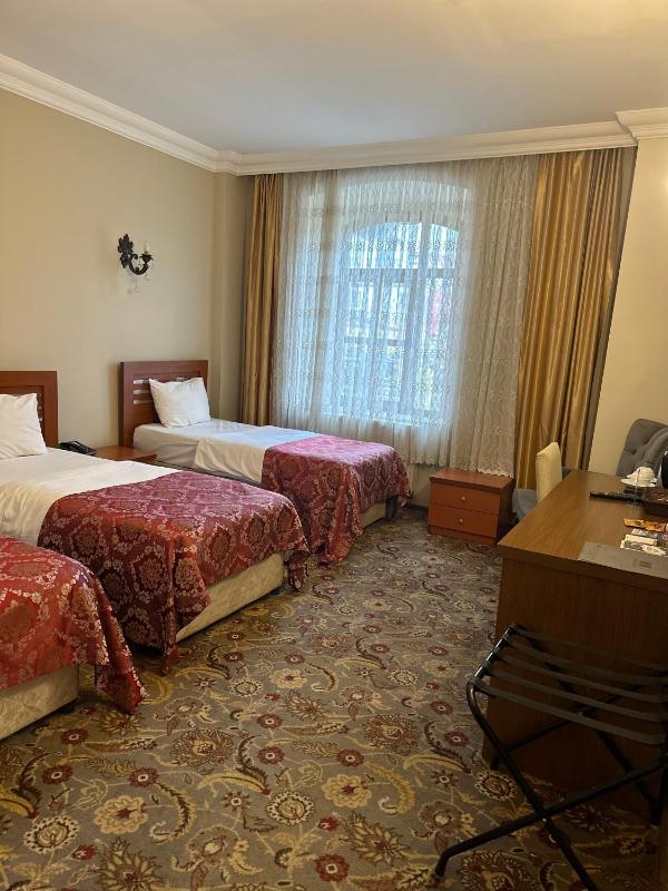 Triple Room image 4