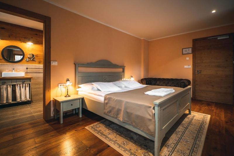 Double Room image 1