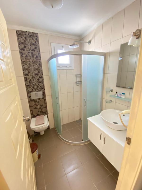 Deluxe Triple Room image 2