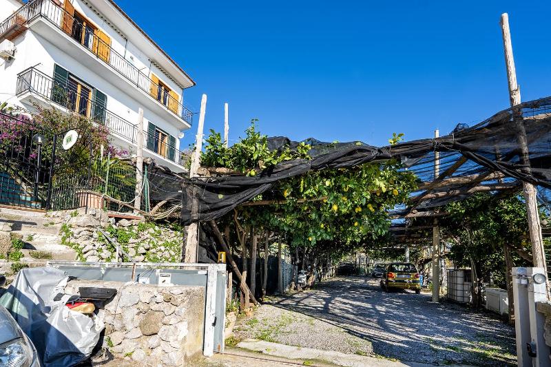 Torre di Amalfi - holiday house - image 39