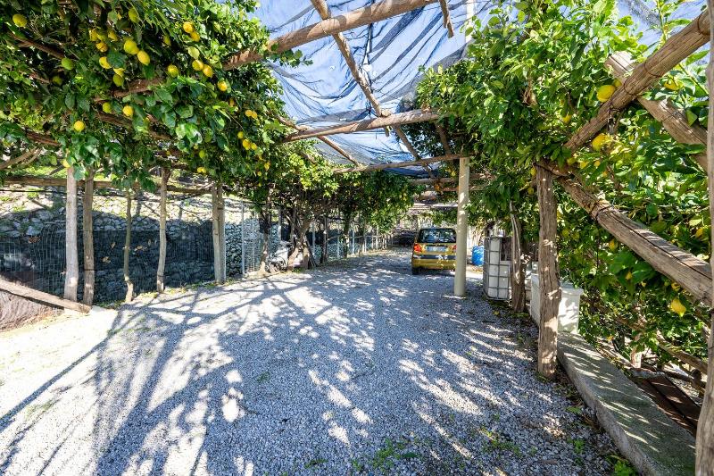 Torre di Amalfi - holiday house - image 24