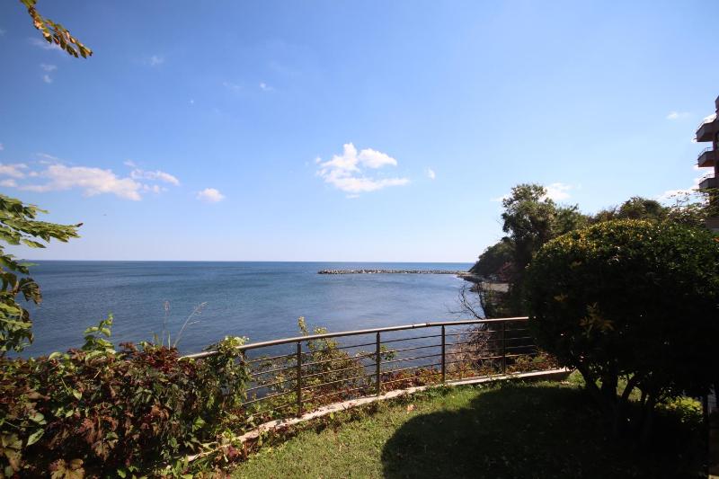 Studio with Sea View image 4