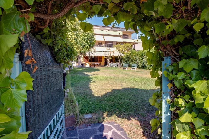 Lakefront apartment - Rivalunga - image 19