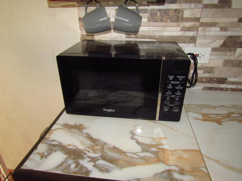 Cozy 1 bed Apt 2B in Rockley near American Embassy - image 6