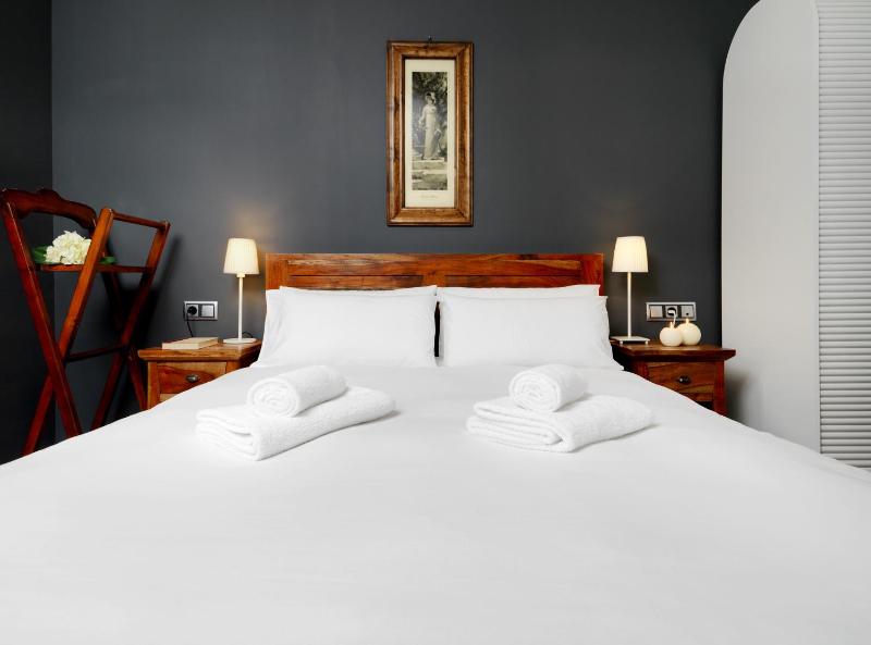 Fewdays Barcelona Apartments - image 16