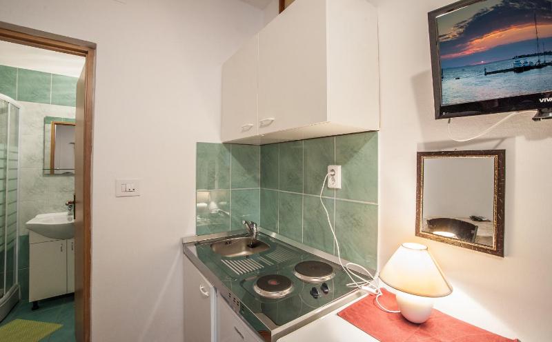 Apartment image 3