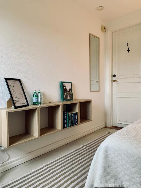 Twin Room with Shared Bathroom - Pets not Allowed image 1