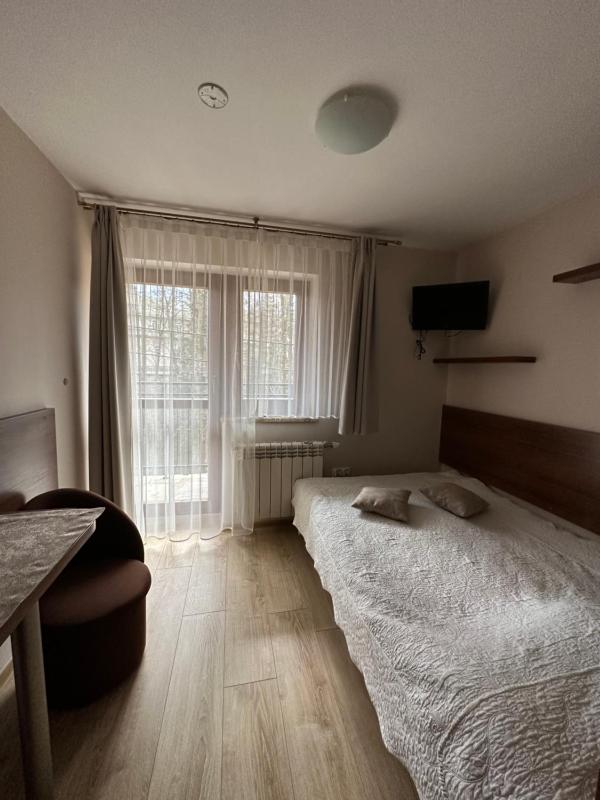Double or Twin Room image 3
