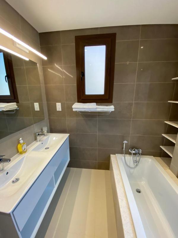 Hawana Palm Beach - image 10