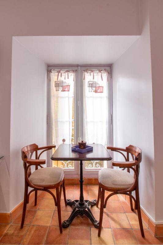 Apartment with Terrace image 4