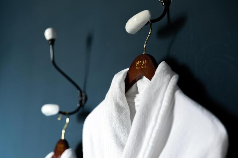 Deluxe Double Room image 1