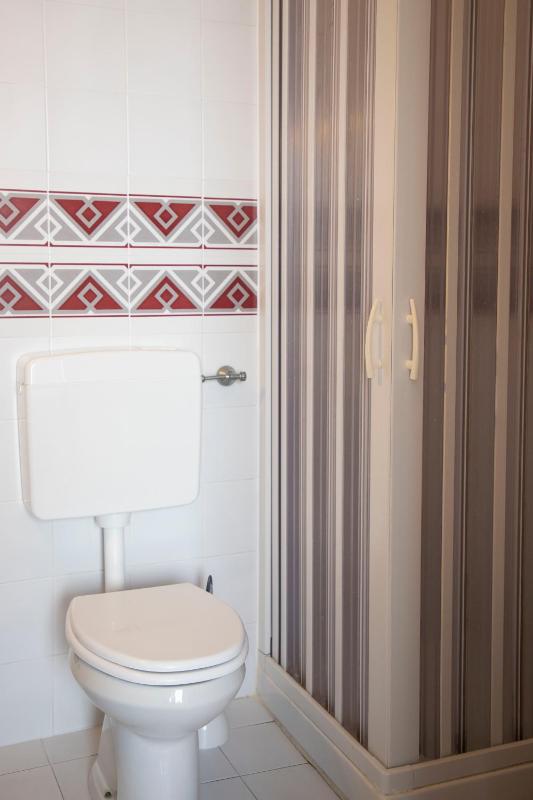 Double or Twin Room with Sea View image 4