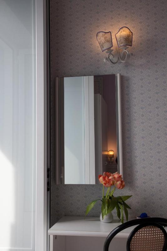 Double or Twin Room with Sea View image 3