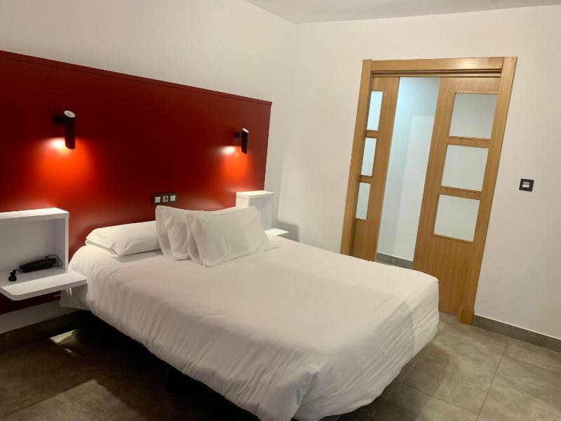 Superior Double Room image 1