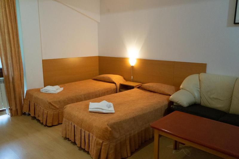 Apartment image 3