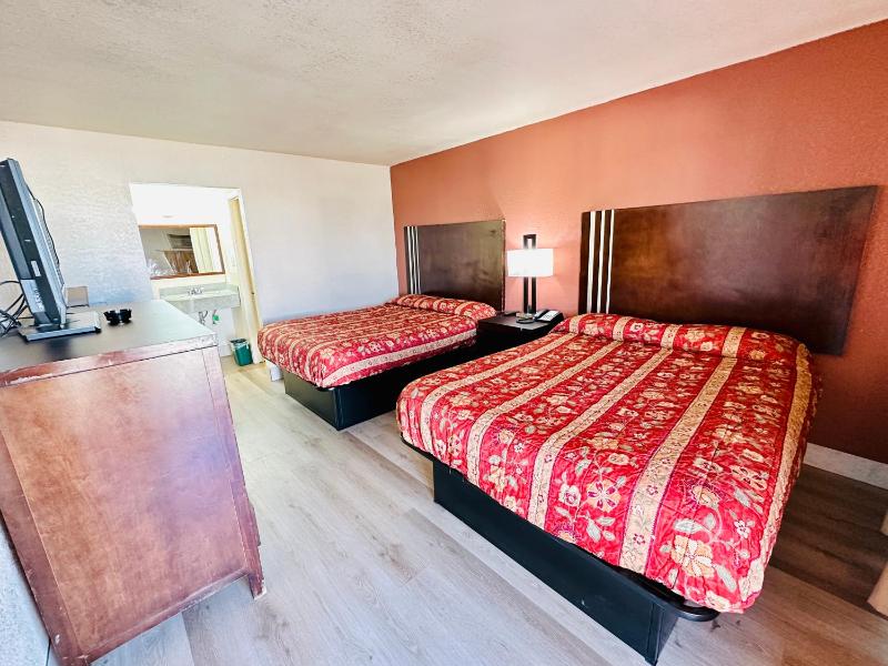Standard Double Room image 1
