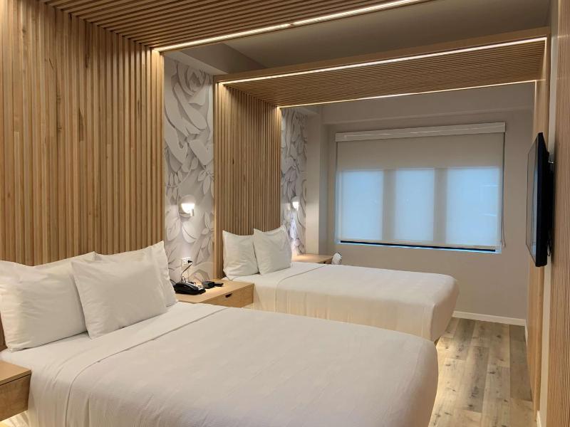 Best Western Plus Soho Hotel - image 11