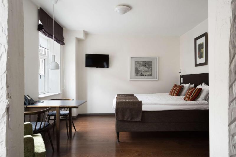 Twin Room image 1
