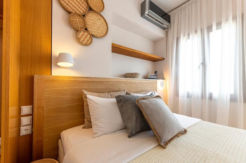 2B Luxurious Villa Io With Private Pool And Stunningt Sea Views - image 22