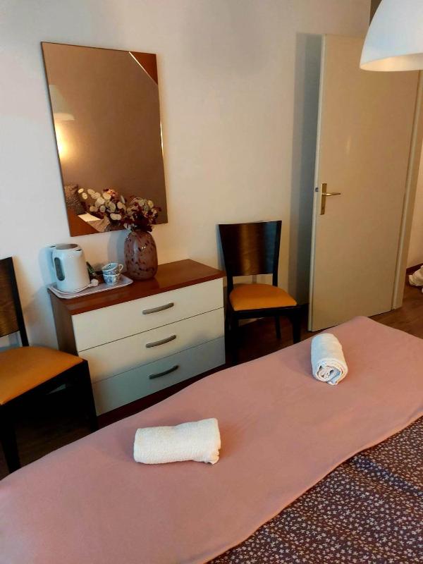 Triple Room image 3