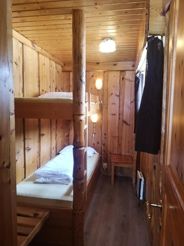 Two-Bedroom Cottage image 4