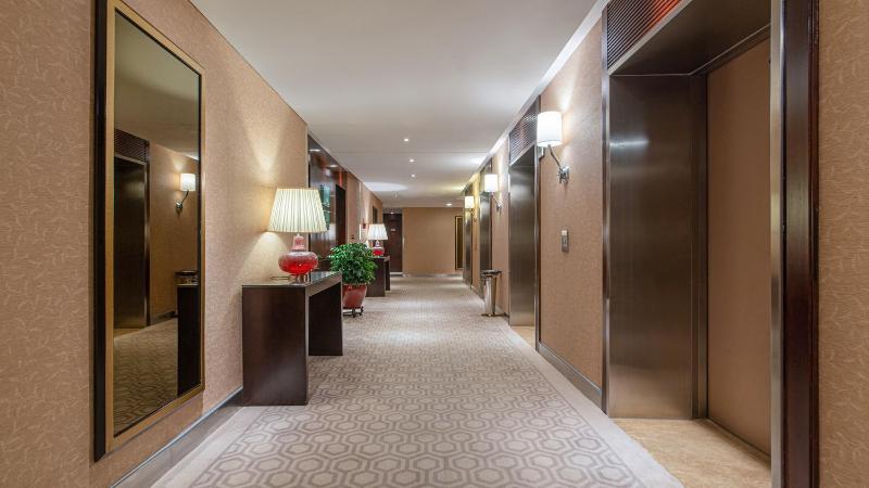 Binbei Yiho Hotel - image 12
