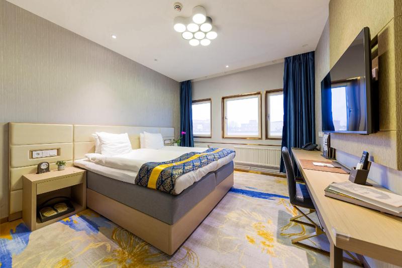 Standard Double Room image 1