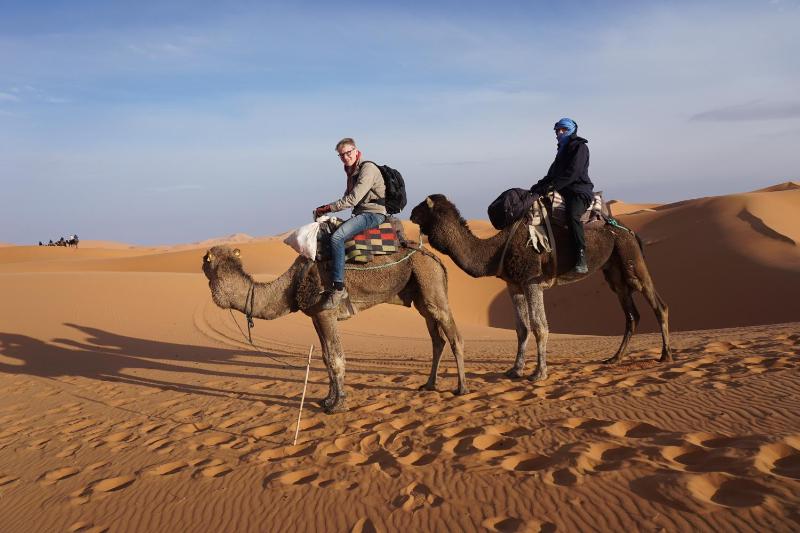 Sahara camel tours camp - image 11