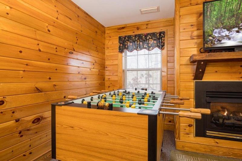Close to everything - this condo is a great home base for your mountain getaway - image 38