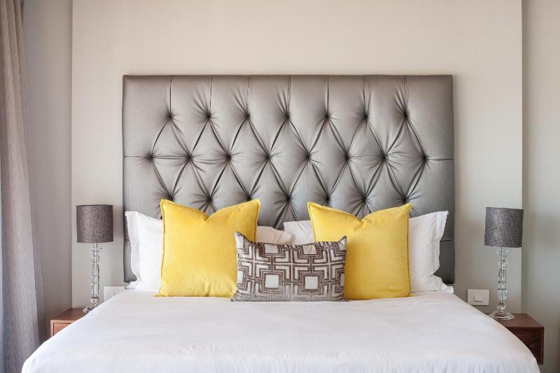 Junior King Suite image 1
