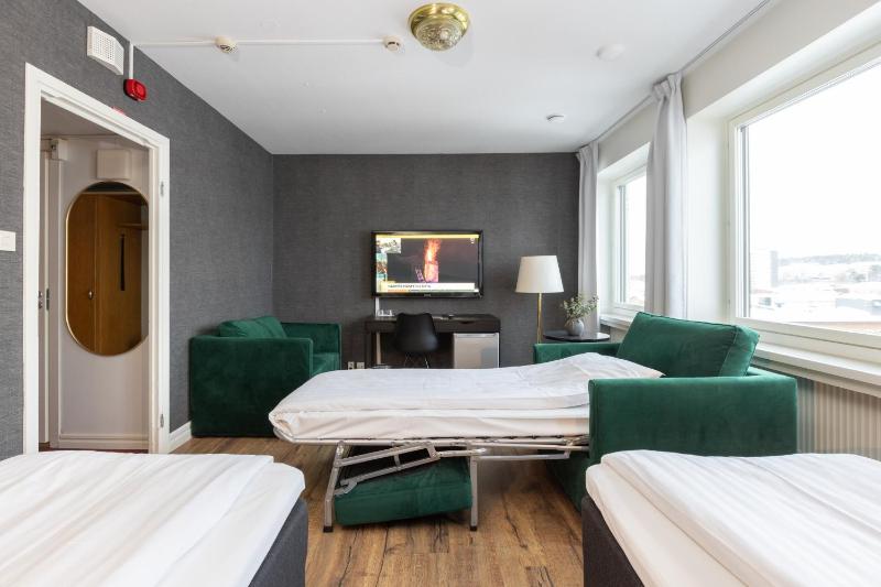 Superior Double Room image 2