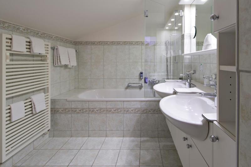 Junior Suite image 4